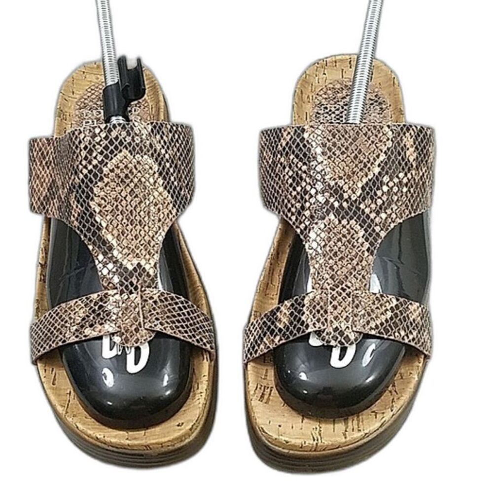 DONALD J PLINER Met Bronze Python FAINA Platform Cork Sandal Size 9